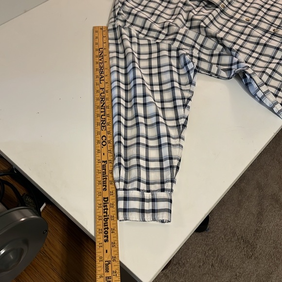 Eddie Bauer Button Down Collared Long Sleeve Blue & White Plaid Size Large shirt - Picture 9 of 10